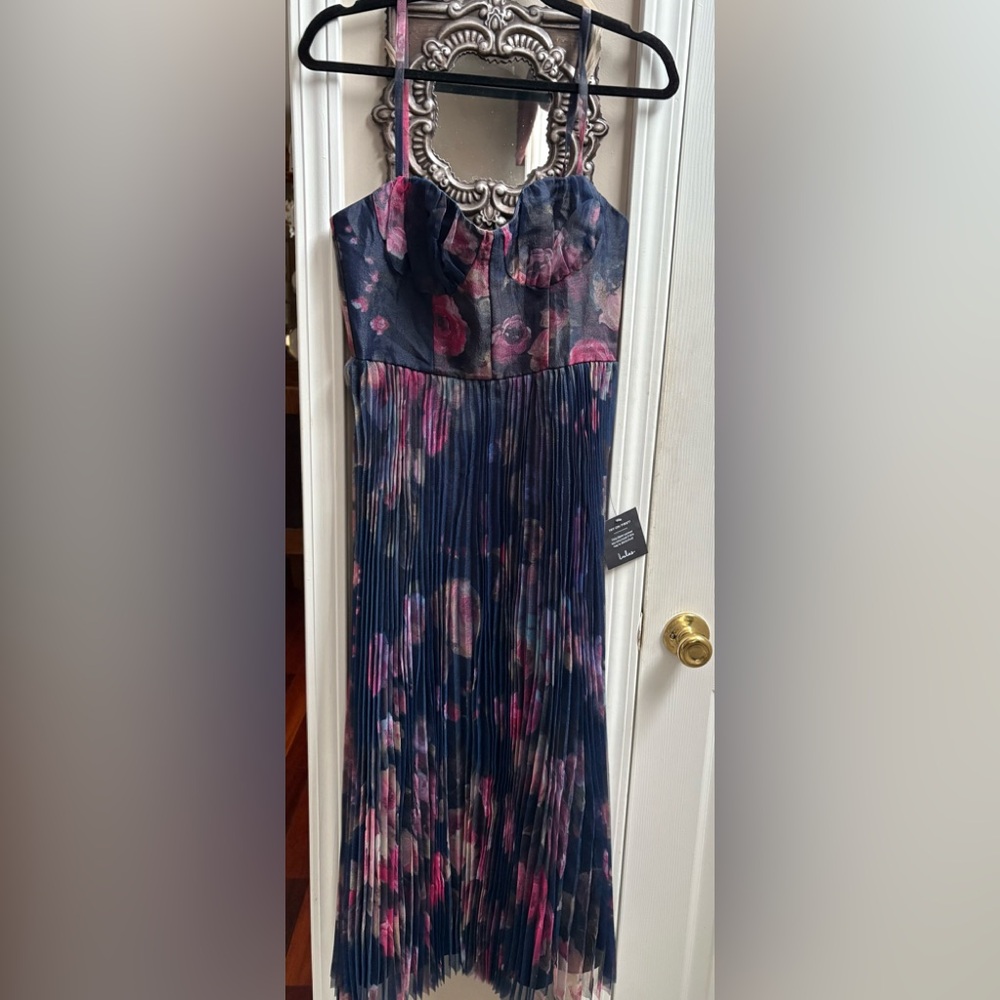 Lulus Floral Pleated Midi Dress
